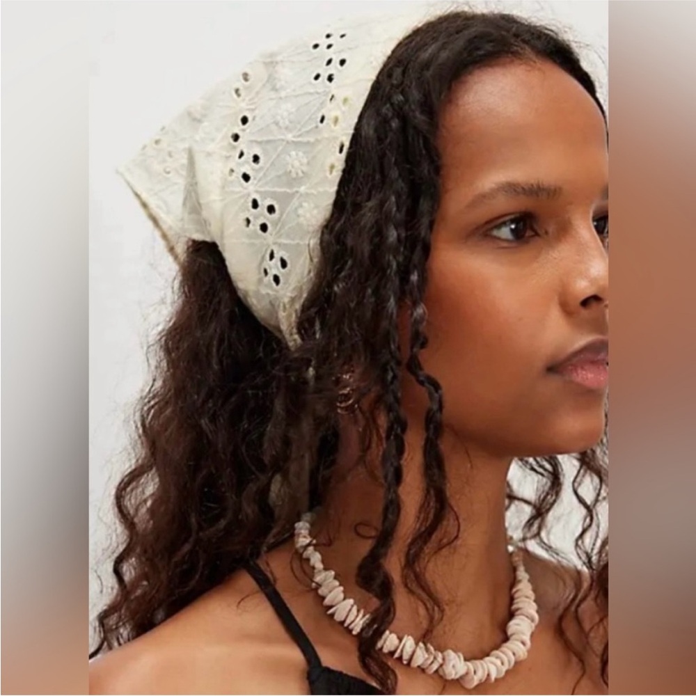 NWT free people cream Eyelet Lace Bandana